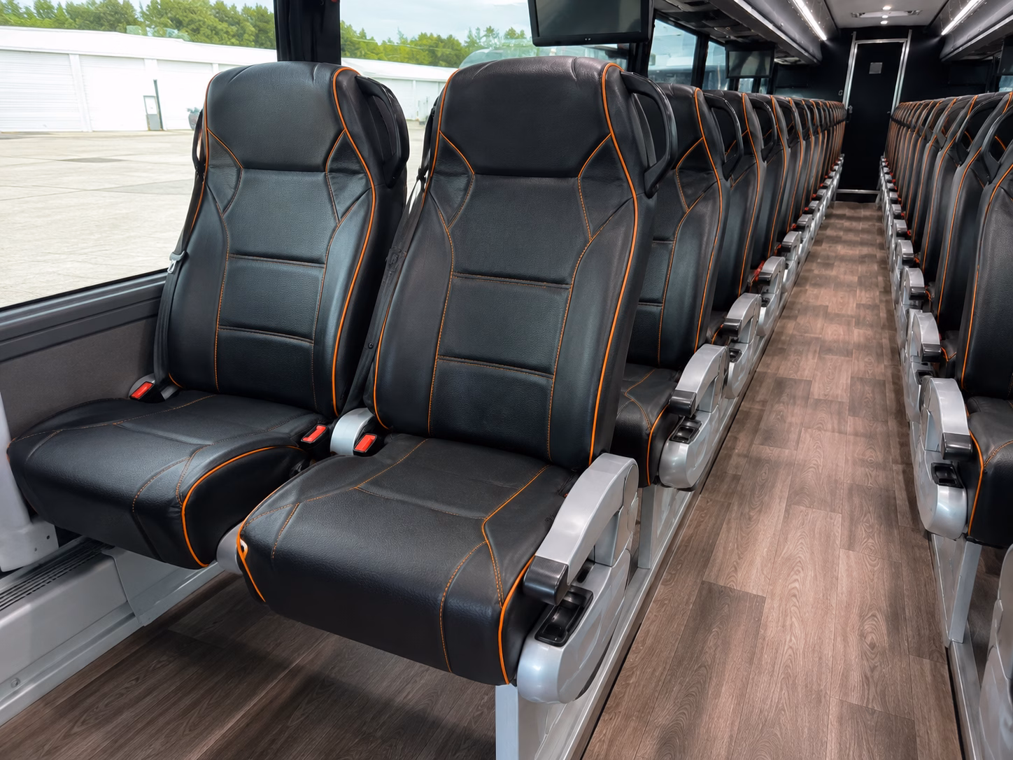 shuttle services for airline crews and airport staff in mountain view